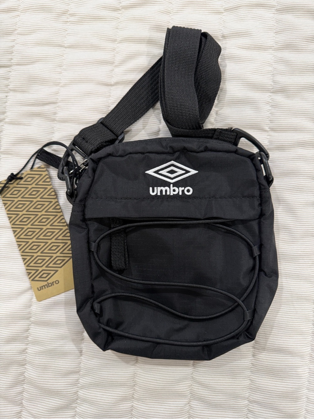 Umbro Black Compact Messenger Crossbody Bag